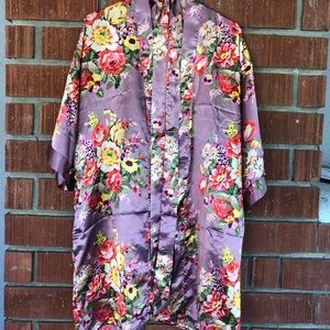 Satin kimono bridesmaid robe worn once